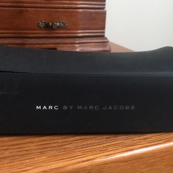 Marc Jacobs sunglasses - Picture 2 of 3